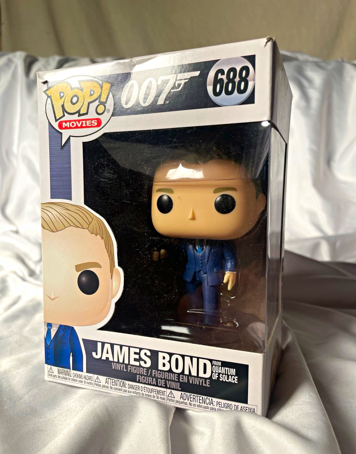 Funko Pop Movies 007 James Bond Quantum of Solace Vinyl Figure #688 Box Damaged