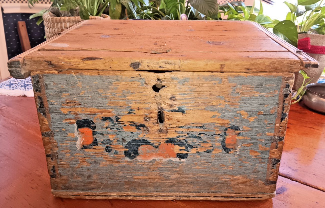 Antique Pennsylvania Dutch (Blue, Red, Black) Decorated Wood Bible Box