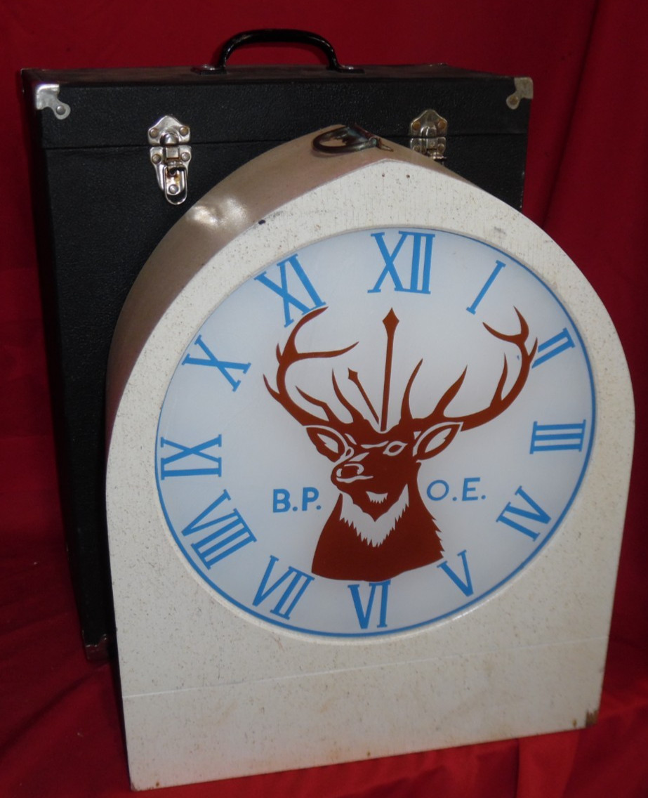 Vintage B.P.O.E. Elks Electric Light Up 11th Hour Clock w/ Case - AS IS - Rusty