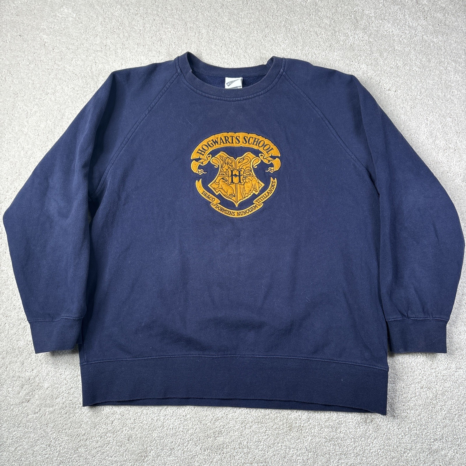 Warner Bros. Studio Store Adult Large Harry Potter Hogwarts Crewneck Sweatshirt