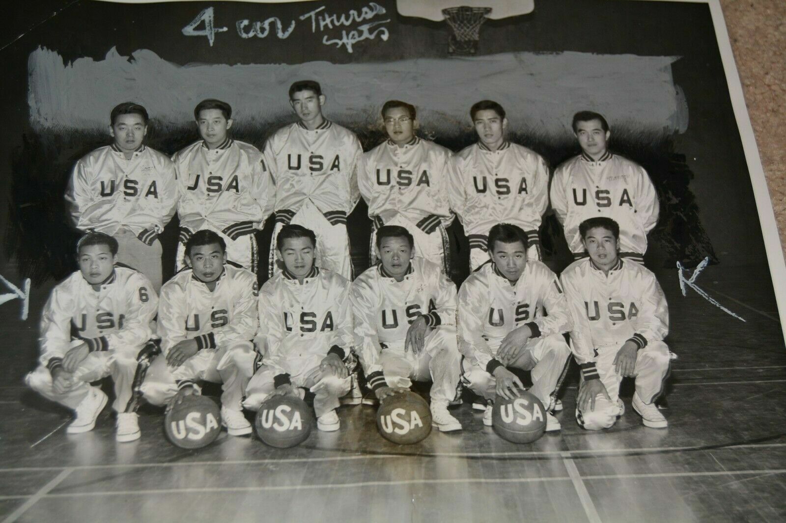 SCARCE CHINESE AMERICAN HISTORIC BASKETBALL TREAM PHOTO VINTAGE VERY RARE 