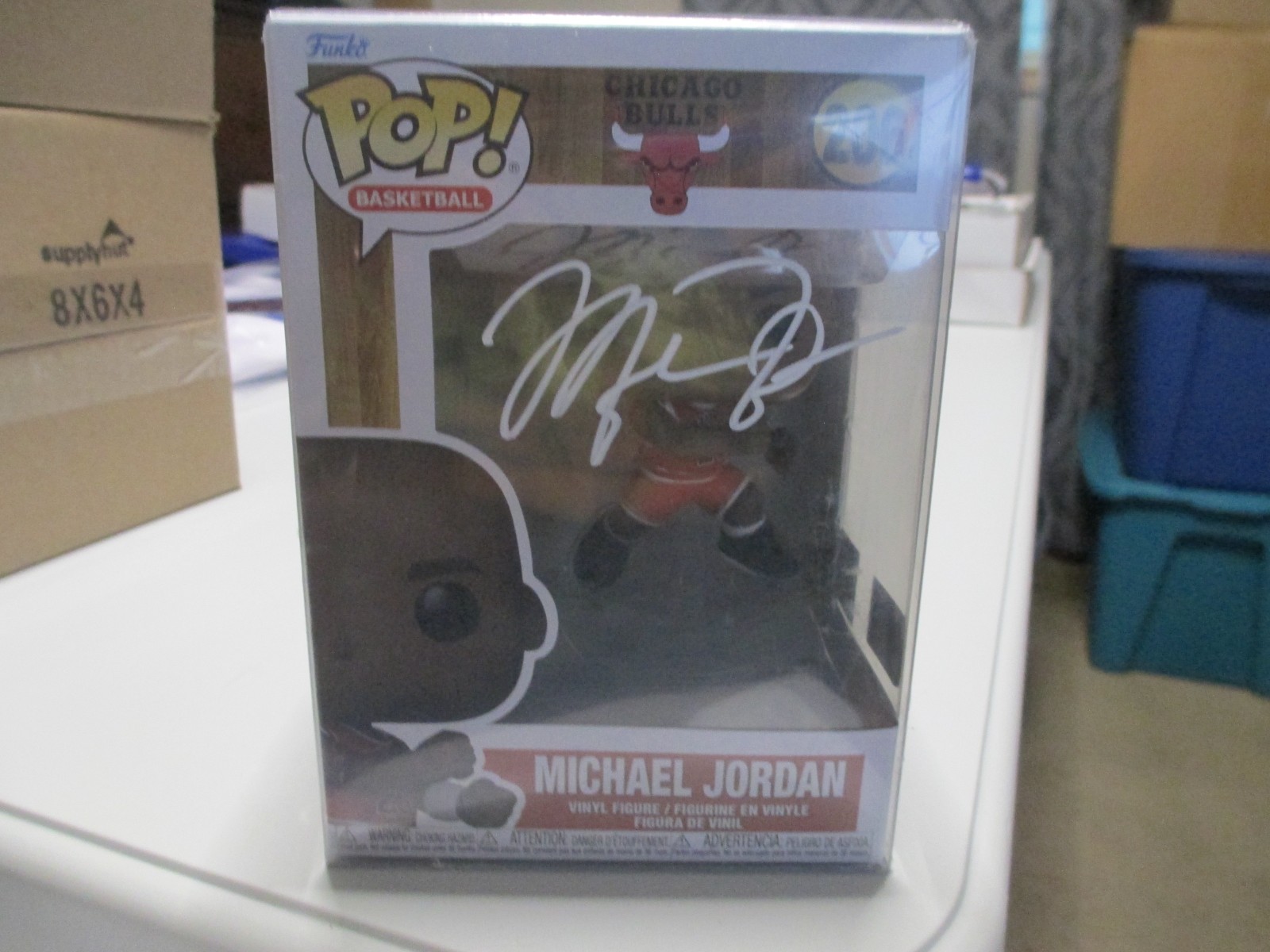 Autographed Michael Jordan Chicago Bulls  Funko Pop 206 NIB Protective Cov COA