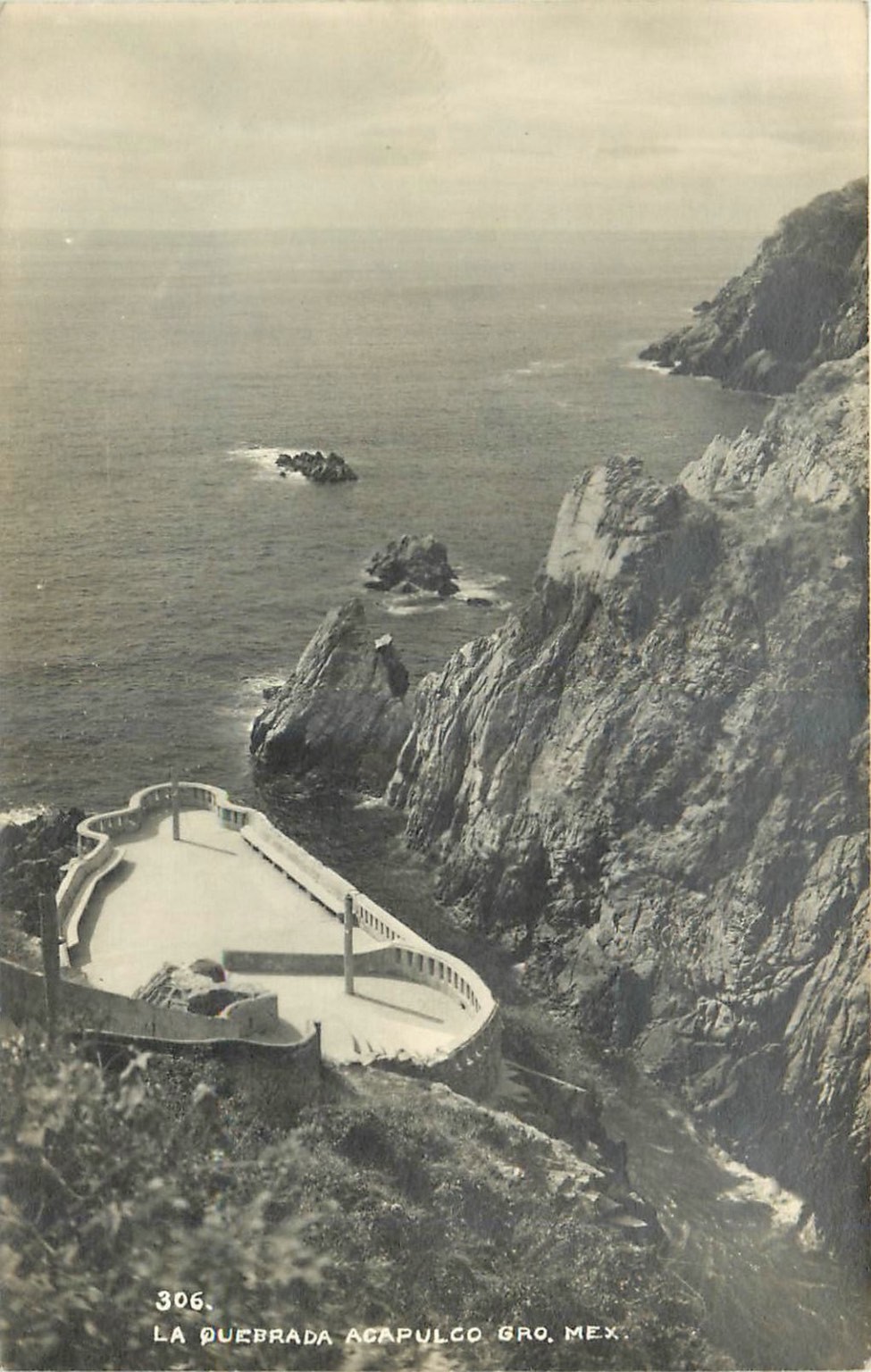 RPPC La Quebrada Acapulco Mexico Cliff Divers View Kodak Real Photo Postcard
