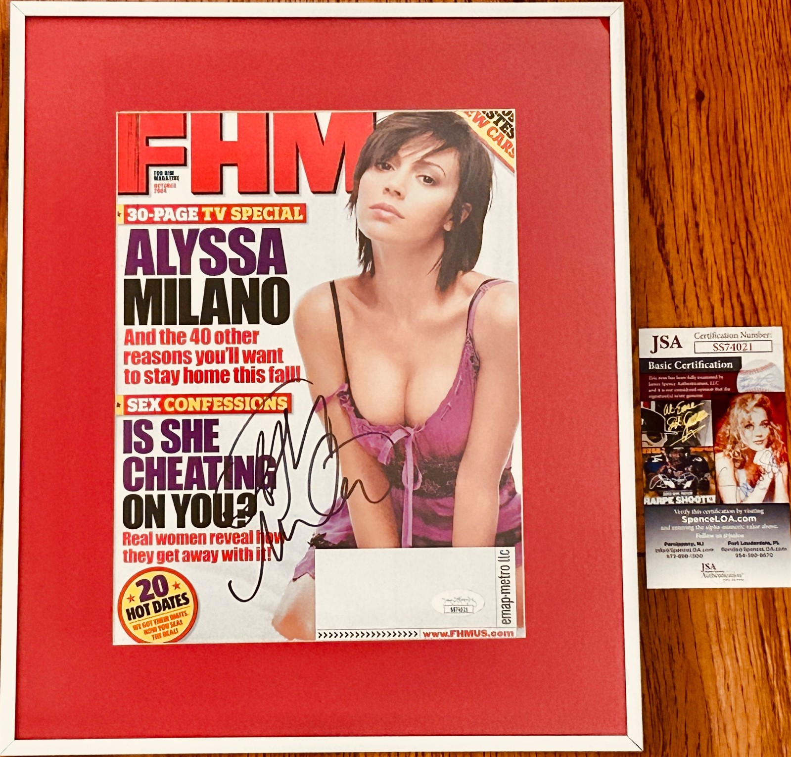 Alyssa Milano autograph signed 2004 FHM magazine cover custom framed JSA Charmed