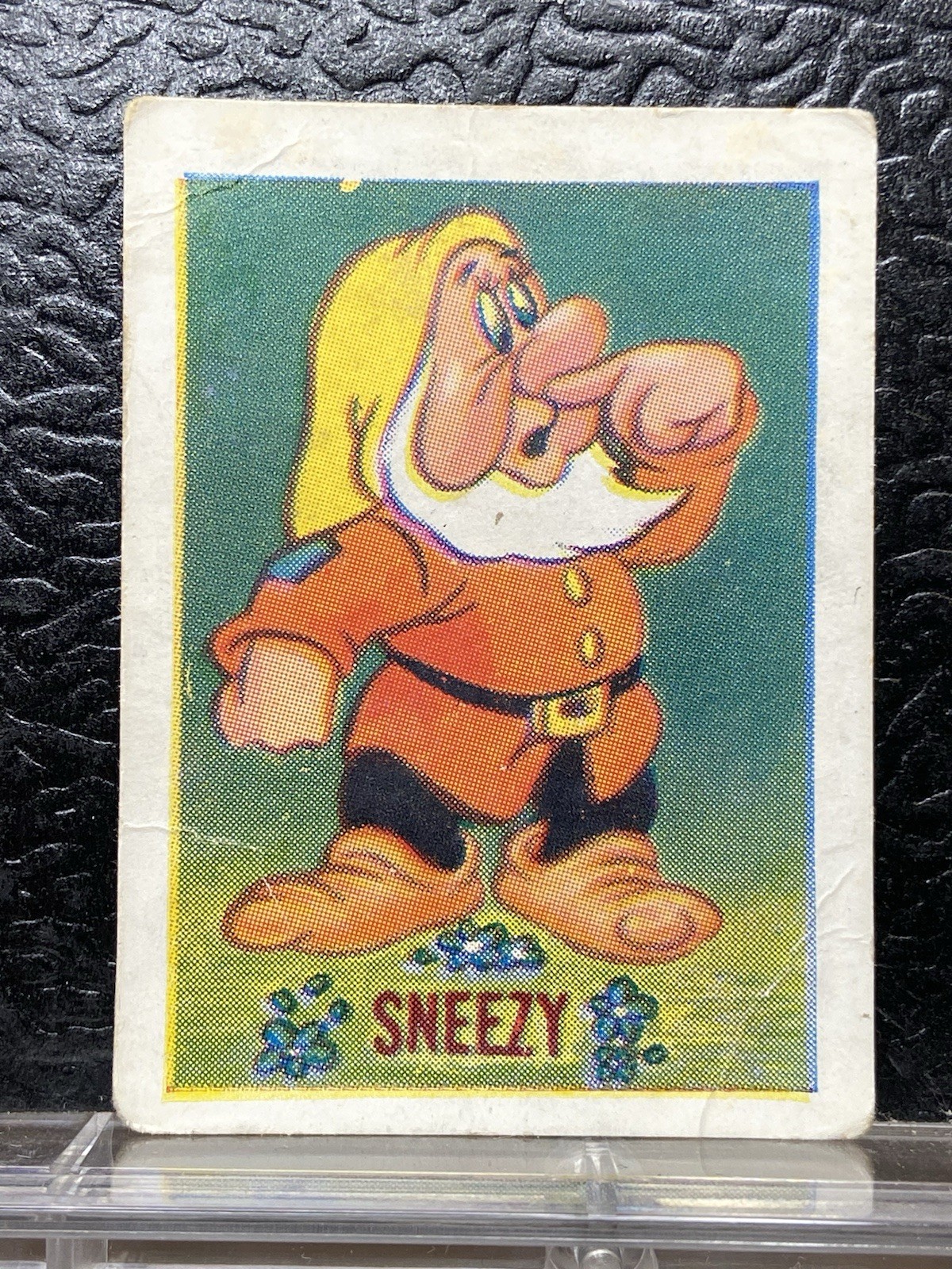 1955 Barratt Walt Disney Mickeys Sweet Cigarettes Card Sneezy Snow White