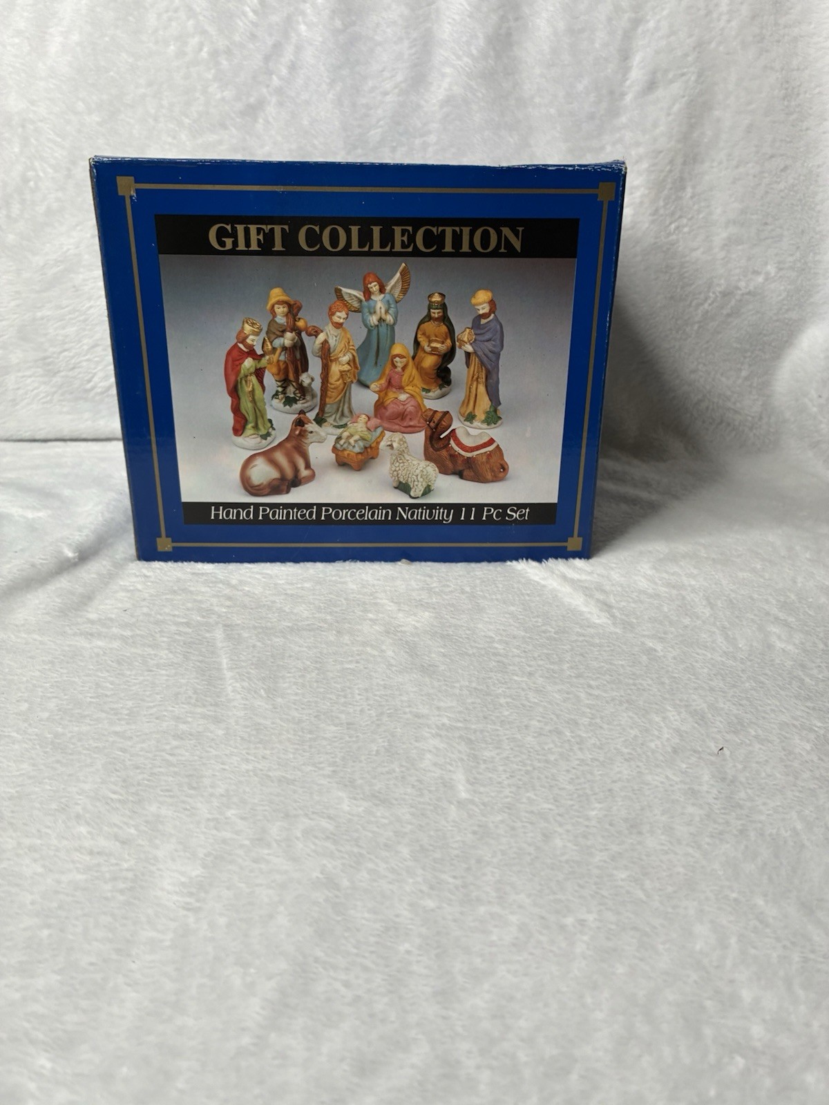 Gift Collection Hand Painted Porcelain Nativity Jesus 11 pc Set Christmas NIB