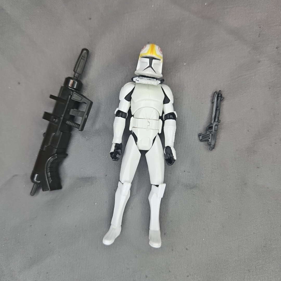 Star Wars 2008 Hasbro The Clone Wars Clone Pilot Odd Ball Complete C 8.5 Star Wars 2008 Hasbro The Clone Wars Clone Pilot Odd Ball Complete C 8.5