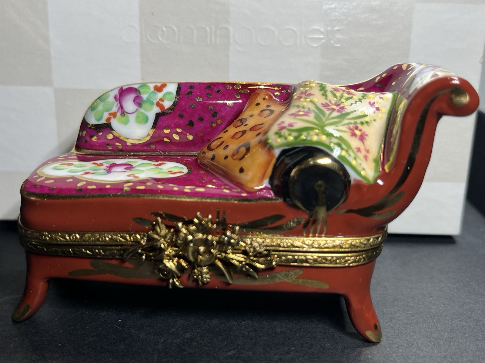 BEAUTIFUL LIMOGES FRANCE PORCELAIN TRINKET PILL BOX SOFA COUCH LOUNGE Numbered