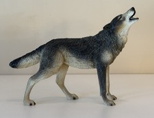 Breyer North American Wildlife Wolf Native American Tipi Set picture