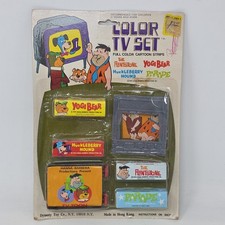 NOS 1976 Hanna Barbera Color TV Set Yogi Bear Huckleberry Hound Flinstones Rare picture