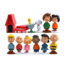 Peanuts Charlie Brown Snoopy Playset 12 Figure Cake Topper Usa Toy Set picture