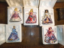 Bradford Editions Disney Dresses And Dreams Set Of 5 With Certificates picture