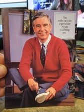 U25 Old FAMOUS PERSON Postcard Mr Rogers Neighborhood Fred PBS Red Sweater Day picture