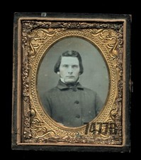 1/6 Daguerreotype Photo Handsome Young Man in Heavy Coat 1800s Men picture