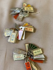 Vintage rings of Illinois DAV Mini License Plate Keychain over 50 Piece Set picture