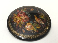 Vintage Russia Hand Painted Signed Black Lacquer Floral & Bird Round Brooch Pin picture