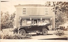 J44/ Interesting RPPC Postcard c1910 Early Automonbile Family Home 370 picture