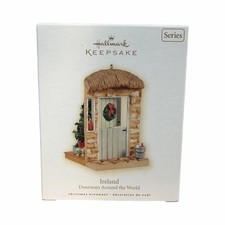 2009 Hallmark Doorways Around the World Ireland Ornament - cr picture