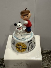 2009 PEANUTS 60TH ANNIVERSARY Hallmark Keepsake Ornament. Snoopy Charlie Brown. picture