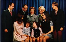 US Senator Jack Miller Re-Election Campaign Family Portrait Postcard 1970s picture