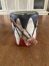 VTG Small pow-wow/tom-tom hand drum, Native American-style souvenir picture