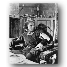 Errol Flynn Photo 8x10 The Adventures Of Robin Hood 1939 Film Set Costume picture