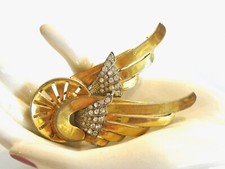 RARE RETRO VINTAGE WILD 1940'S WINGED WHEEL PIN BROOCH WITH RHINESTONE ACCENTS picture