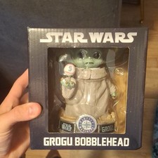 Seattle Mariners & Star Wars The Mandalorian Grogu Bobblehead Boxed Sci-Fi  picture